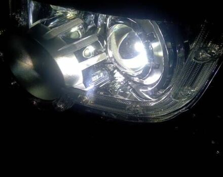 Серый Ленд Ровер Дискавери, объемом двигателя 3 л и пробегом 225 тыс. км за 17500 $, фото 13 на Automoto.ua