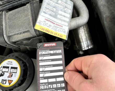 Серый Ленд Ровер Дискавери, объемом двигателя 2.99 л и пробегом 225 тыс. км за 16950 $, фото 38 на Automoto.ua