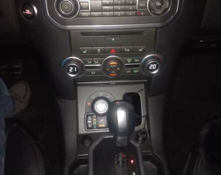 Серый Ленд Ровер Дискавери, объемом двигателя 3 л и пробегом 225 тыс. км за 17500 $, фото 17 на Automoto.ua