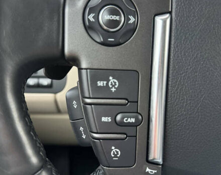 Серый Ленд Ровер Дискавери, объемом двигателя 3 л и пробегом 186 тыс. км за 19000 $, фото 18 на Automoto.ua