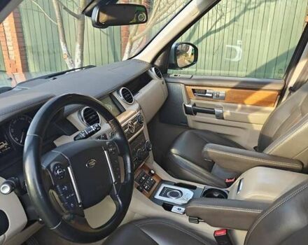 Сірий Ленд Ровер Діскавері, об'ємом двигуна 2.99 л та пробігом 177 тис. км за 26500 $, фото 5 на Automoto.ua