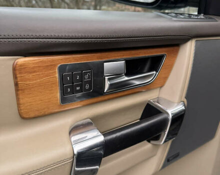 Серый Ленд Ровер Дискавери, объемом двигателя 3 л и пробегом 186 тыс. км за 19000 $, фото 11 на Automoto.ua