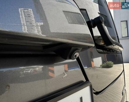 Серый Ленд Ровер Дискавери, объемом двигателя 2.99 л и пробегом 150 тыс. км за 28500 $, фото 13 на Automoto.ua