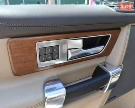 Серый Ленд Ровер Дискавери, объемом двигателя 3 л и пробегом 123 тыс. км за 20900 $, фото 7 на Automoto.ua