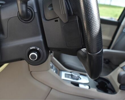 Серый Ленд Ровер Дискавери, объемом двигателя 3 л и пробегом 123 тыс. км за 19900 $, фото 8 на Automoto.ua