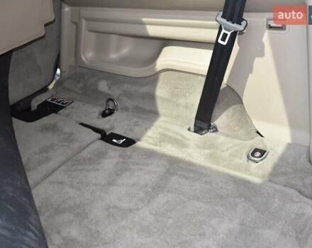 Серый Ленд Ровер Дискавери, объемом двигателя 3 л и пробегом 123 тыс. км за 20900 $, фото 25 на Automoto.ua