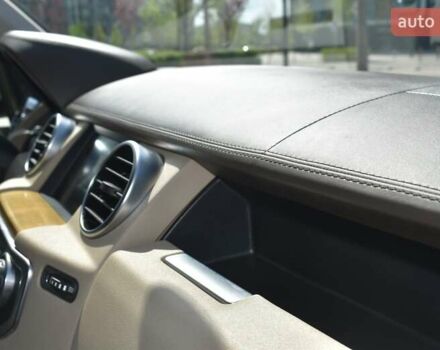 Серый Ленд Ровер Дискавери, объемом двигателя 3 л и пробегом 123 тыс. км за 20900 $, фото 19 на Automoto.ua