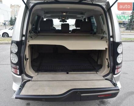 Сірий Ленд Ровер Діскавері, об'ємом двигуна 3 л та пробігом 124 тис. км за 18500 $, фото 14 на Automoto.ua