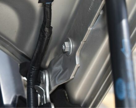 Серый Ленд Ровер Дискавери, объемом двигателя 3 л и пробегом 123 тыс. км за 19900 $, фото 19 на Automoto.ua