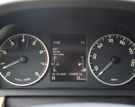 Серый Ленд Ровер Дискавери, объемом двигателя 3 л и пробегом 123 тыс. км за 19900 $, фото 6 на Automoto.ua