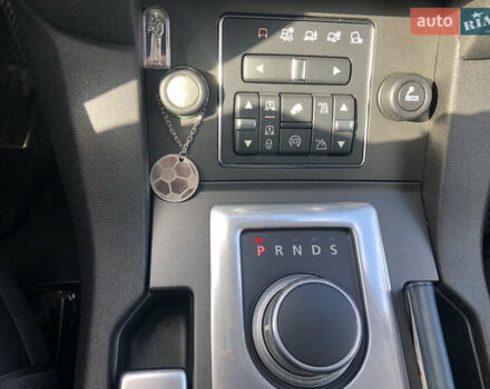 Серый Ленд Ровер Дискавери, объемом двигателя 2.99 л и пробегом 252 тыс. км за 25525 $, фото 19 на Automoto.ua