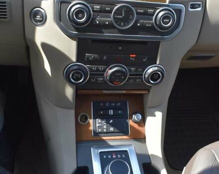 Серый Ленд Ровер Дискавери, объемом двигателя 3 л и пробегом 123 тыс. км за 20900 $, фото 14 на Automoto.ua