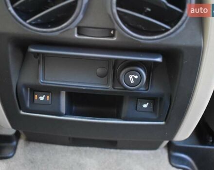 Серый Ленд Ровер Дискавери, объемом двигателя 3 л и пробегом 123 тыс. км за 20900 $, фото 22 на Automoto.ua