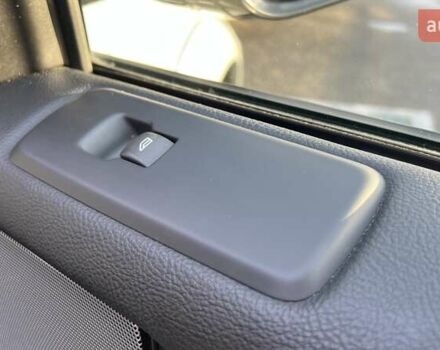 Ленд Ровер Дискавери 2016 в Киеве на Automoto.ua Серый Ленд Ровер Дискавери, объемом двигателя 3 л и пробегом 144 тыс. км за 23500 $, фото 50 на Automoto.ua