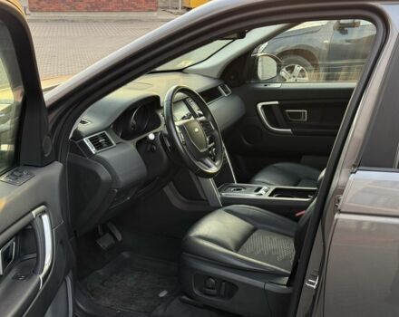 Сірий Ленд Ровер Діскавері, об'ємом двигуна 2 л та пробігом 133 тис. км за 18500 $, фото 8 на Automoto.ua