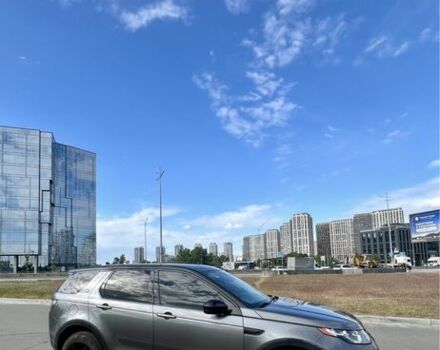 Серый Ленд Ровер Дискавери, объемом двигателя 2 л и пробегом 183 тыс. км за 19000 $, фото 1 на Automoto.ua