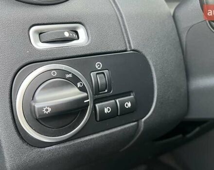 Ленд Ровер Дискавери 2016 в Киеве на Automoto.ua Серый Ленд Ровер Дискавери, объемом двигателя 3 л и пробегом 144 тыс. км за 23500 $, фото 53 на Automoto.ua