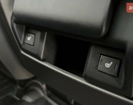 Ленд Ровер Дискавери 2016 в Киеве на Automoto.ua Серый Ленд Ровер Дискавери, объемом двигателя 3 л и пробегом 144 тыс. км за 23500 $, фото 60 на Automoto.ua