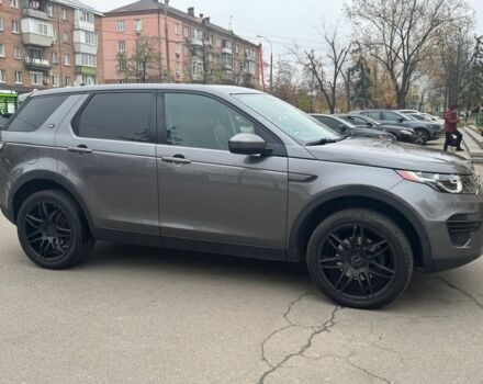 Серый Ленд Ровер Дискавери, объемом двигателя 2 л и пробегом 178 тыс. км за 15150 $, фото 5 на Automoto.ua