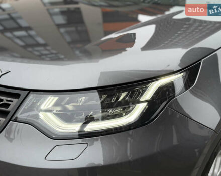 Серый Ленд Ровер Дискавери, объемом двигателя 3 л и пробегом 98 тыс. км за 29500 $, фото 6 на Automoto.ua