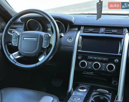 Ленд Ровер Дискавери 2017 в Ужгороде на Automoto.ua Серый Ленд Ровер Дискавери, объемом двигателя 2.99 л и пробегом 120 тыс. км за 37000 $, фото 20 на Automoto.ua