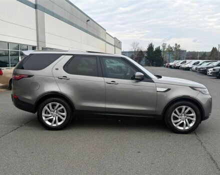 Сірий Ленд Ровер Діскавері, об'ємом двигуна 3 л та пробігом 65 тис. км за 12400 $, фото 6 на Automoto.ua