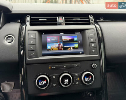 Серый Ленд Ровер Дискавери, объемом двигателя 3 л и пробегом 98 тыс. км за 29500 $, фото 31 на Automoto.ua