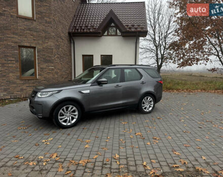 Серый Ленд Ровер Дискавери, объемом двигателя 2.99 л и пробегом 140 тыс. км за 28000 $, фото 3 на Automoto.ua