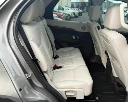 Сірий Ленд Ровер Діскавері, об'ємом двигуна 3 л та пробігом 65 тис. км за 12400 $, фото 15 на Automoto.ua