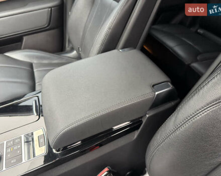 Сірий Ленд Ровер Діскавері, об'ємом двигуна 2 л та пробігом 93 тис. км за 28750 $, фото 47 на Automoto.ua