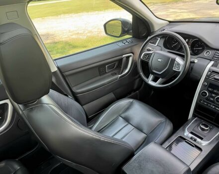 Серый Ленд Ровер Дискавери, объемом двигателя 2 л и пробегом 62 тыс. км за 10000 $, фото 9 на Automoto.ua