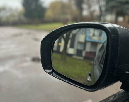 Серый Ленд Ровер Дискавери, объемом двигателя 2 л и пробегом 179 тыс. км за 29000 $, фото 8 на Automoto.ua