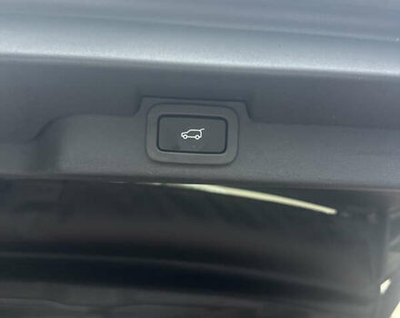 Серый Ленд Ровер Дискавери, объемом двигателя 2 л и пробегом 179 тыс. км за 29000 $, фото 16 на Automoto.ua