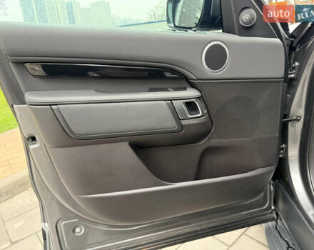 Серый Ленд Ровер Дискавери, объемом двигателя 3 л и пробегом 98 тыс. км за 29500 $, фото 13 на Automoto.ua