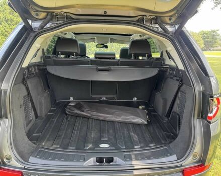 Серый Ленд Ровер Дискавери, объемом двигателя 2 л и пробегом 62 тыс. км за 10000 $, фото 12 на Automoto.ua