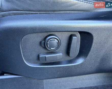 Ленд Ровер Дискавери 2017 в Ужгороде на Automoto.ua Серый Ленд Ровер Дискавери, объемом двигателя 2.99 л и пробегом 120 тыс. км за 37000 $, фото 29 на Automoto.ua