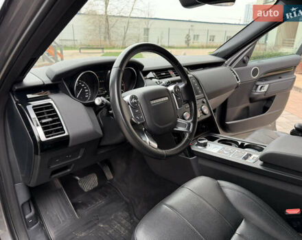 Серый Ленд Ровер Дискавери, объемом двигателя 3 л и пробегом 98 тыс. км за 29500 $, фото 16 на Automoto.ua