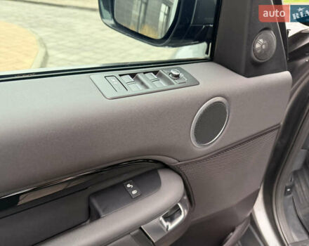 Серый Ленд Ровер Дискавери, объемом двигателя 3 л и пробегом 98 тыс. км за 29500 $, фото 14 на Automoto.ua