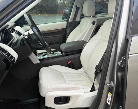 Сірий Ленд Ровер Діскавері, об'ємом двигуна 3 л та пробігом 65 тис. км за 12400 $, фото 8 на Automoto.ua