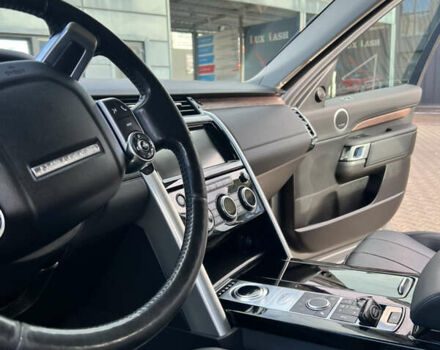 Серый Ленд Ровер Дискавери, объемом двигателя 2.99 л и пробегом 140 тыс. км за 28000 $, фото 40 на Automoto.ua