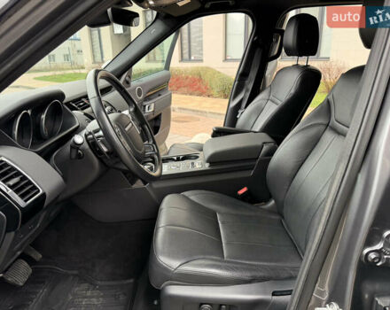 Серый Ленд Ровер Дискавери, объемом двигателя 3 л и пробегом 98 тыс. км за 29500 $, фото 15 на Automoto.ua