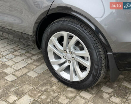 Сірий Ленд Ровер Діскавері, об'ємом двигуна 2 л та пробігом 93 тис. км за 28750 $, фото 32 на Automoto.ua