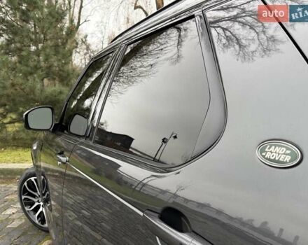 Сірий Ленд Ровер Діскавері, об'ємом двигуна 3 л та пробігом 105 тис. км за 29555 $, фото 71 на Automoto.ua