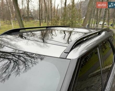 Сірий Ленд Ровер Діскавері, об'ємом двигуна 3 л та пробігом 105 тис. км за 29555 $, фото 14 на Automoto.ua