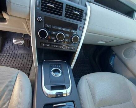 Серый Ленд Ровер Дискавери, объемом двигателя 2 л и пробегом 112 тыс. км за 9800 $, фото 11 на Automoto.ua