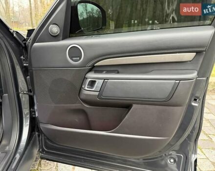 Сірий Ленд Ровер Діскавері, об'ємом двигуна 3 л та пробігом 105 тис. км за 29555 $, фото 117 на Automoto.ua