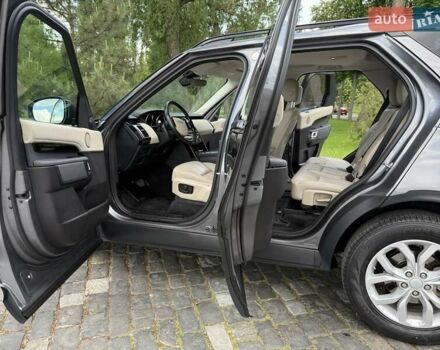 Сірий Ленд Ровер Діскавері, об'ємом двигуна 2 л та пробігом 124 тис. км за 28777 $, фото 54 на Automoto.ua