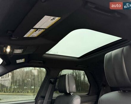 Сірий Ленд Ровер Діскавері, об'ємом двигуна 3 л та пробігом 105 тис. км за 29555 $, фото 108 на Automoto.ua