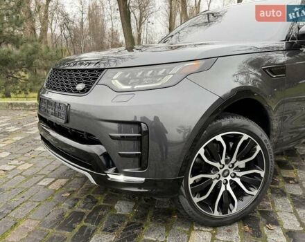 Сірий Ленд Ровер Діскавері, об'ємом двигуна 3 л та пробігом 105 тис. км за 29555 $, фото 5 на Automoto.ua