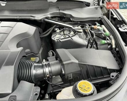 Сірий Ленд Ровер Діскавері, об'ємом двигуна 3 л та пробігом 105 тис. км за 29555 $, фото 143 на Automoto.ua